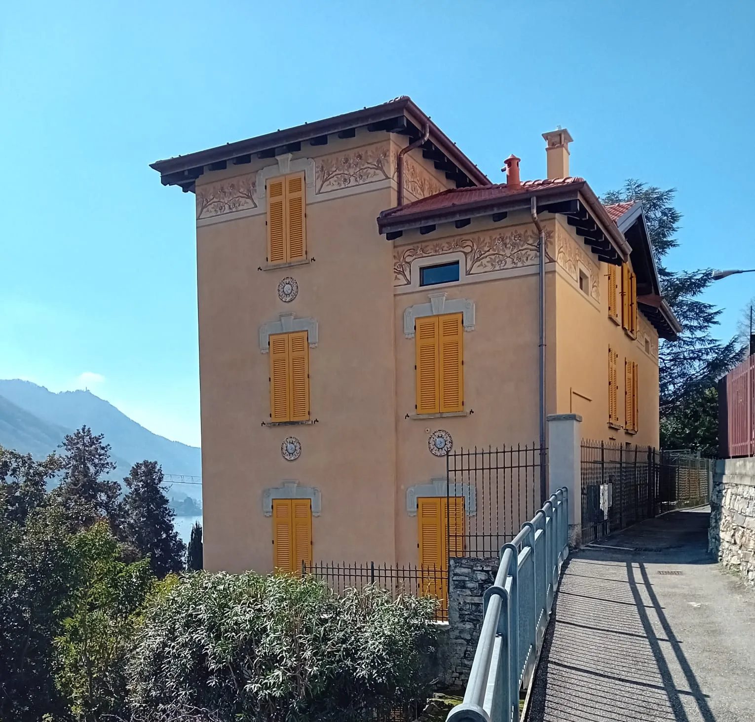 Esterno